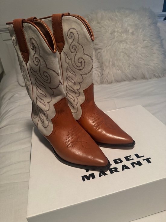 Isabel Marant Shoes - Isabel Marant Two-Tone Tan and Cream Western Cowboy Boots